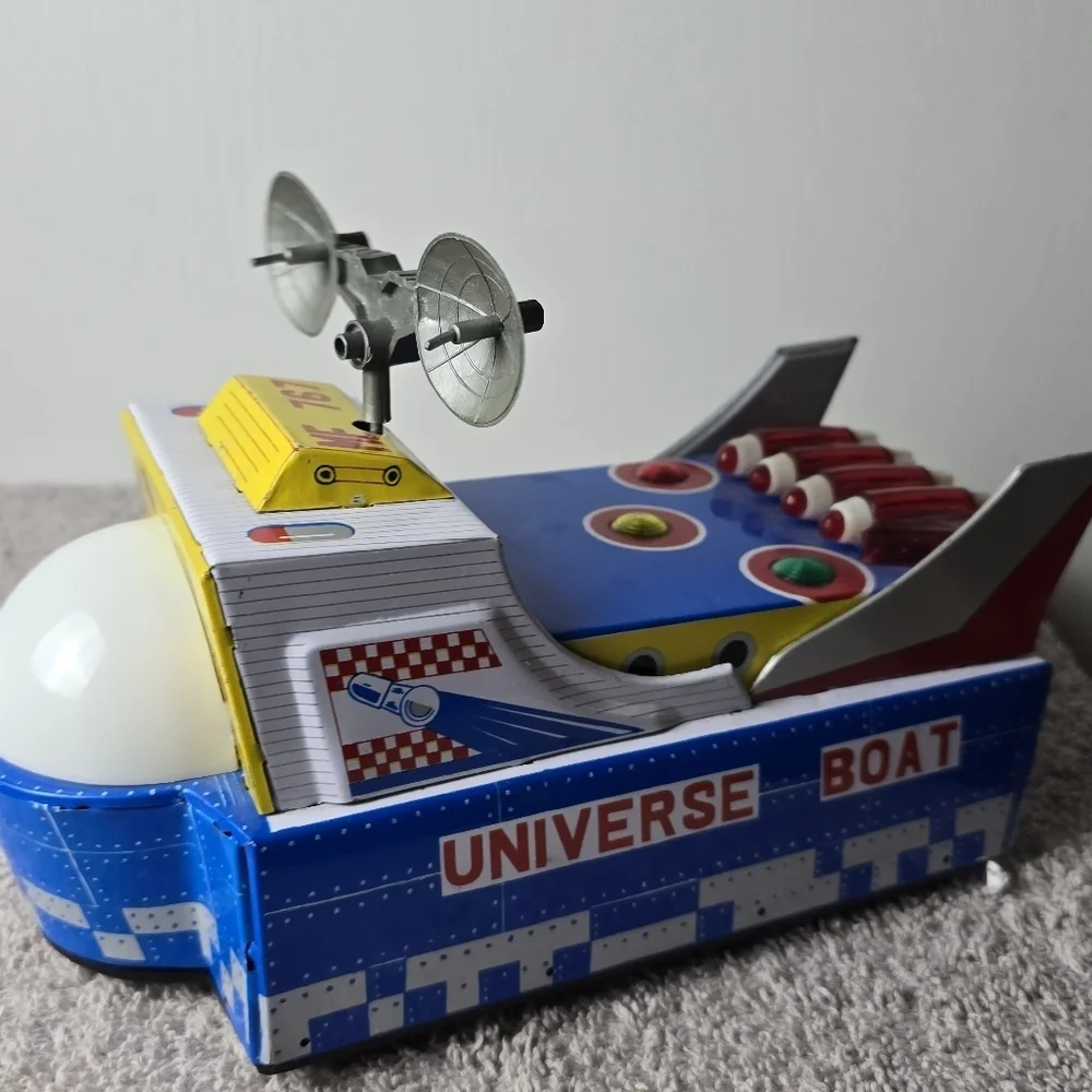 Universe Boat Kids Toy - Blue and Red